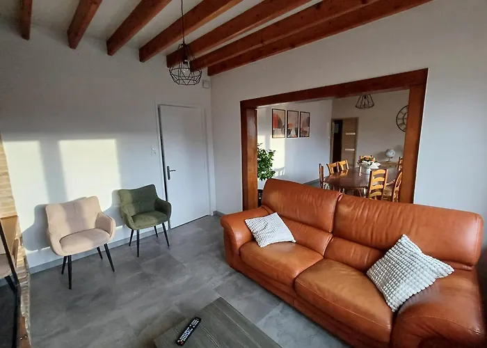 Maison 8 Personnes Hébergement de vacances *